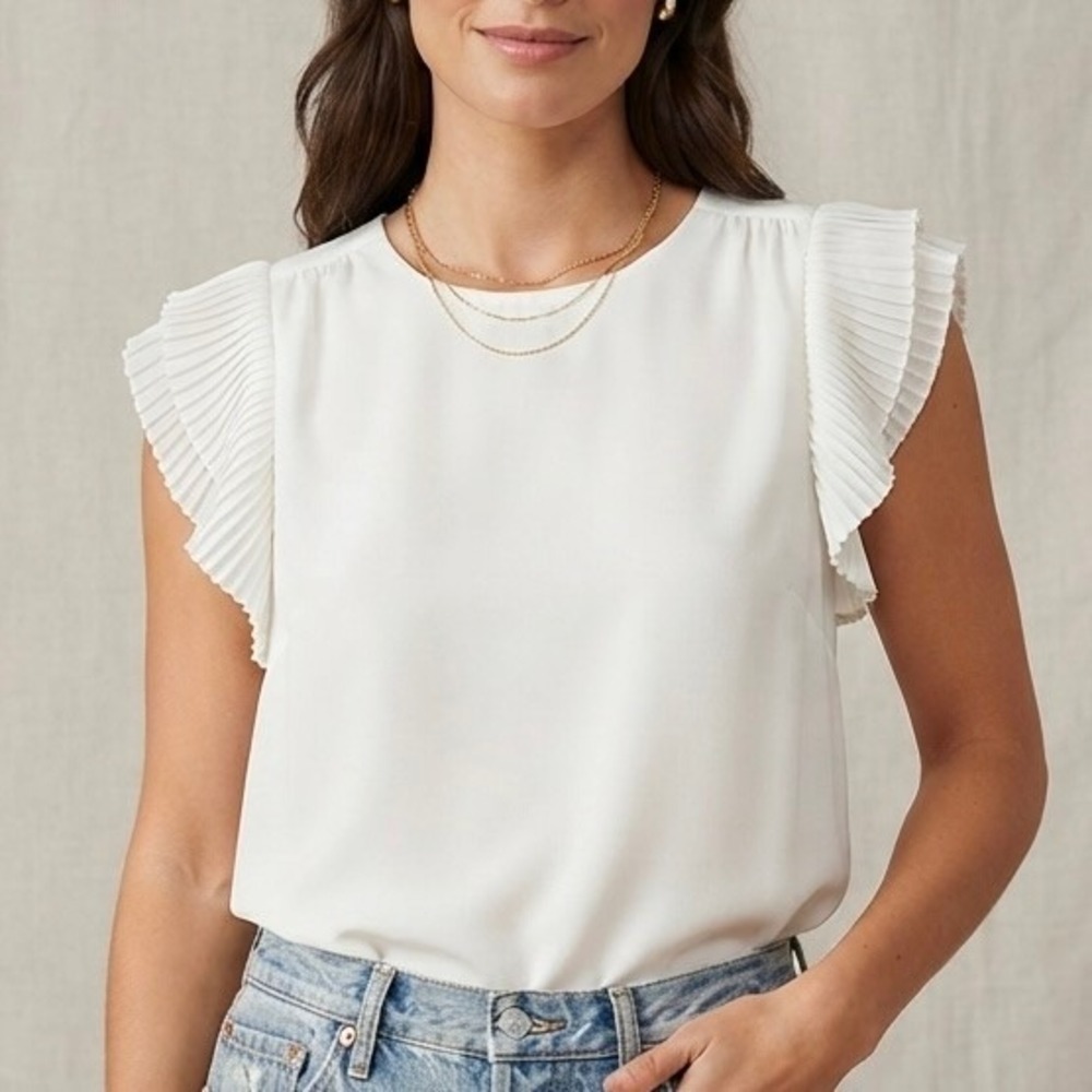 The Impeccable Pig White Pleated Flutter Sleeve Feminine Romantic Blouse Office